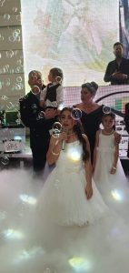 שמלת בת מצווה